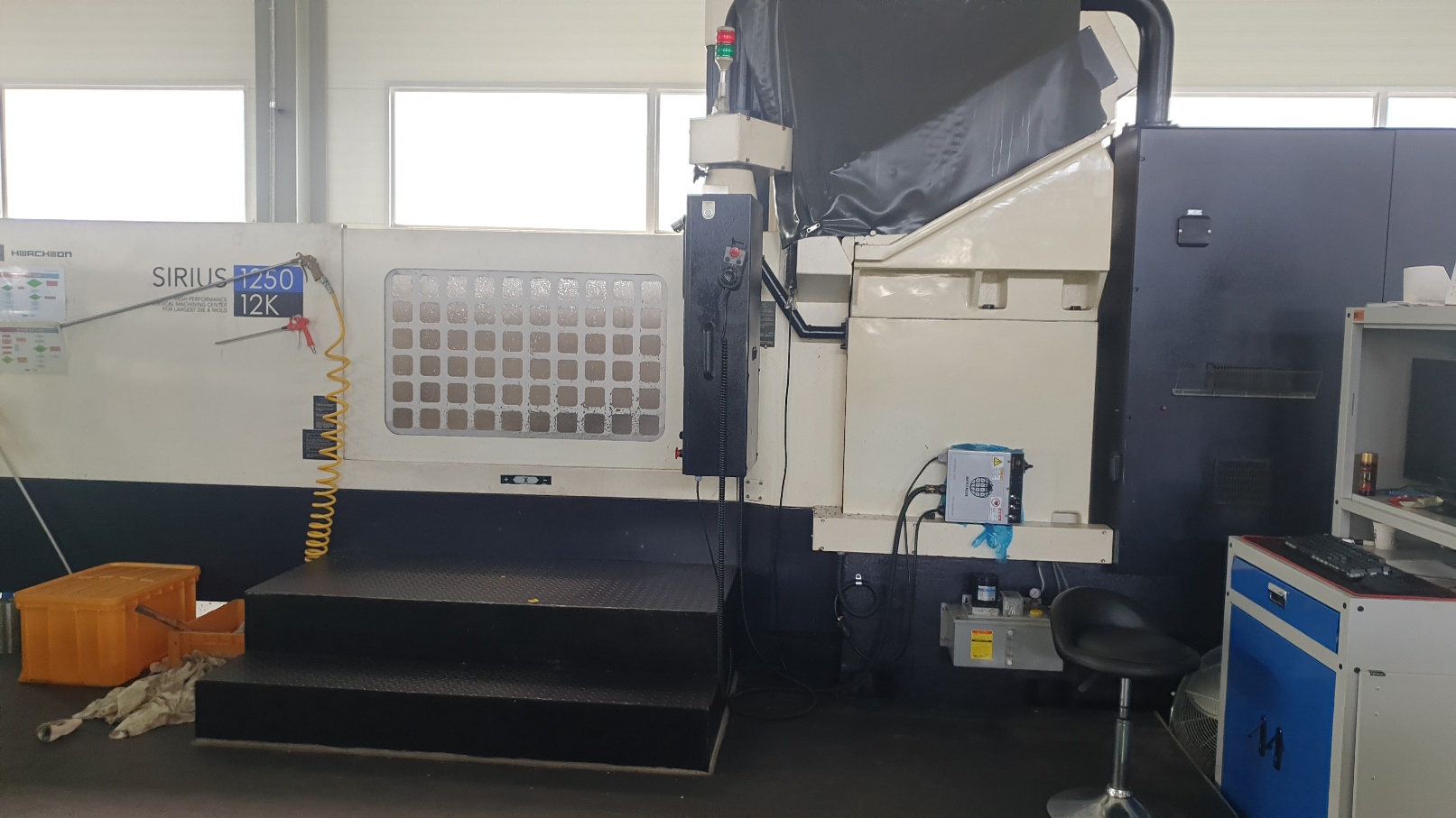 머시닝 센터 -1250
